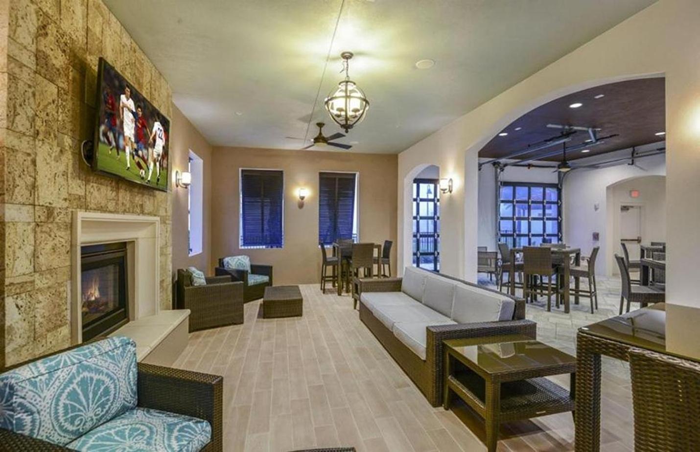 Beautiful Townhome Wprivate Pool 7 Mi To Disney 基西米 外观 照片